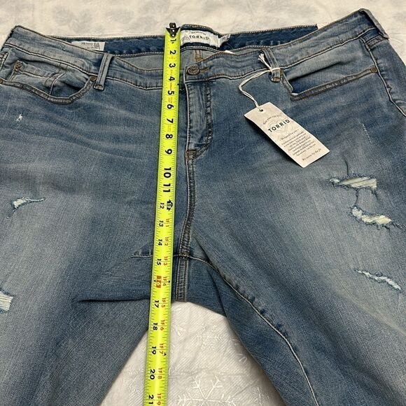 Torrid women’s classic skinny fit jeans size 26 - Picture 10 of 11